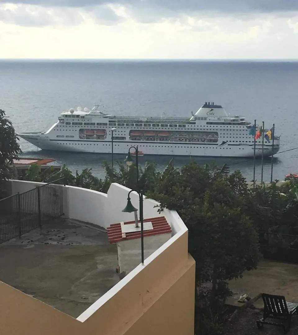 Phil'S Haven Hostel Funchal  Portugal